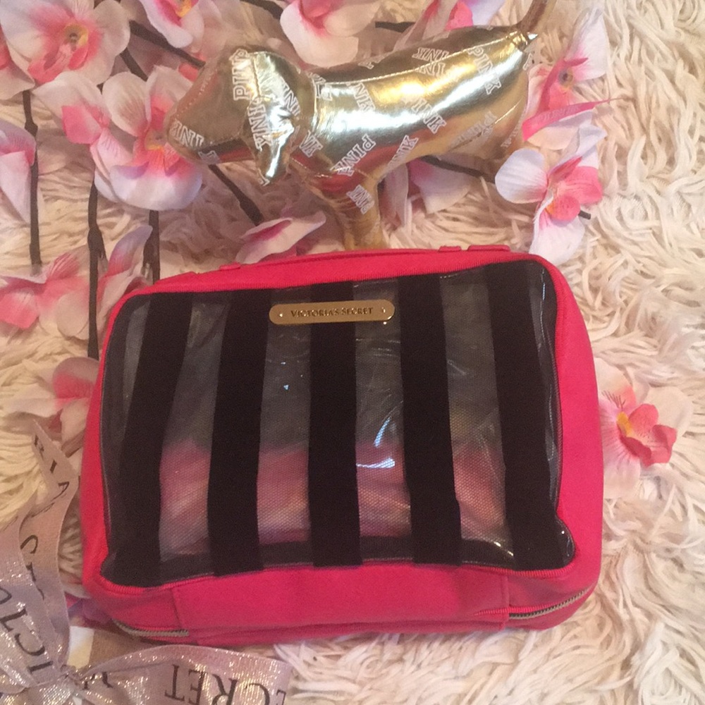 💕NWT Victoria Secret’s Cosmetic Divider Bag